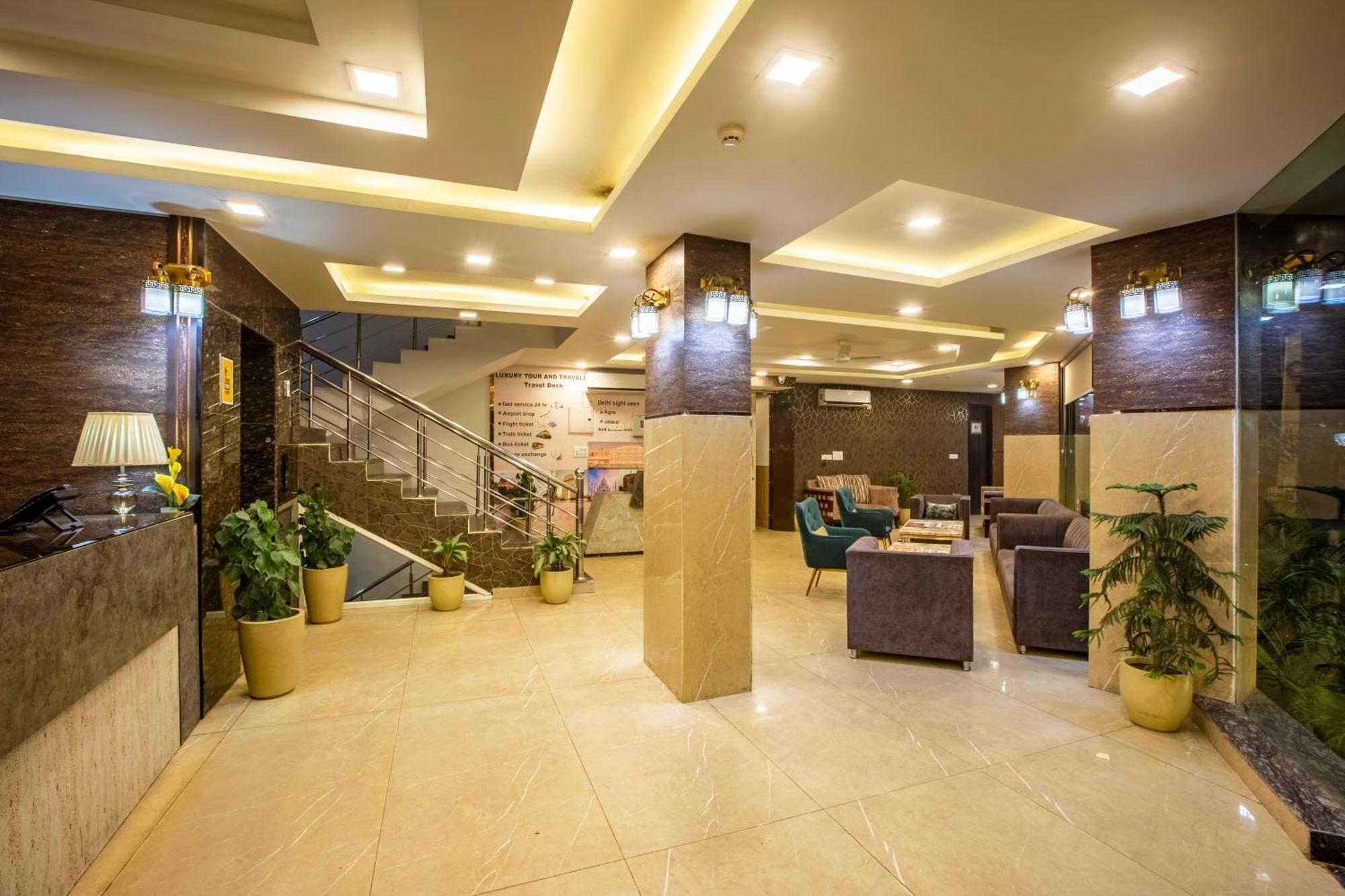 Hotel Prithvi-Raj Near Delhi Airport ニューデリー エクステリア 写真