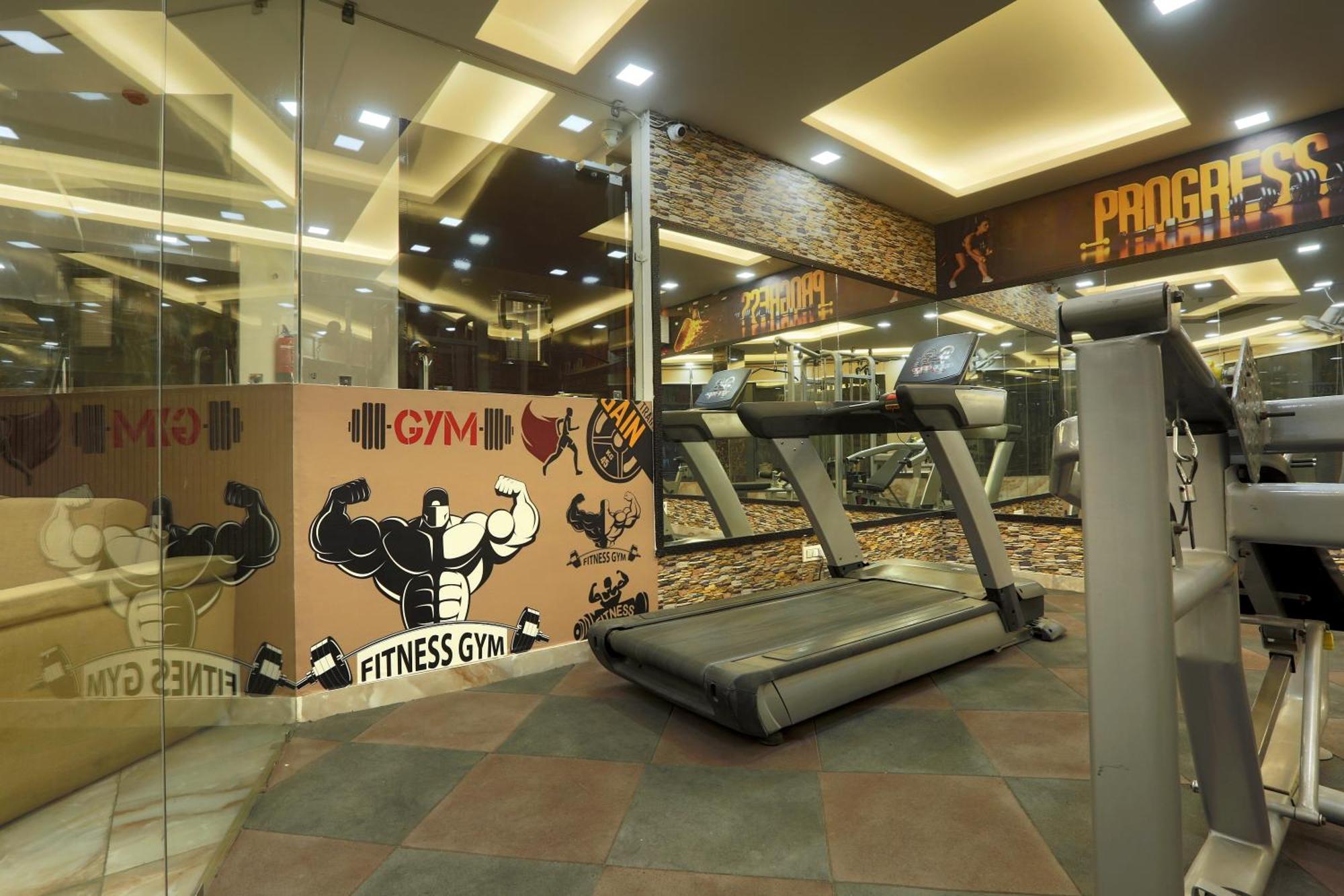 Hotel Prithvi-Raj Near Delhi Airport ニューデリー エクステリア 写真