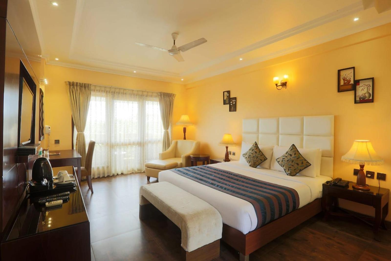 Hotel Prithvi-Raj Near Delhi Airport ニューデリー エクステリア 写真