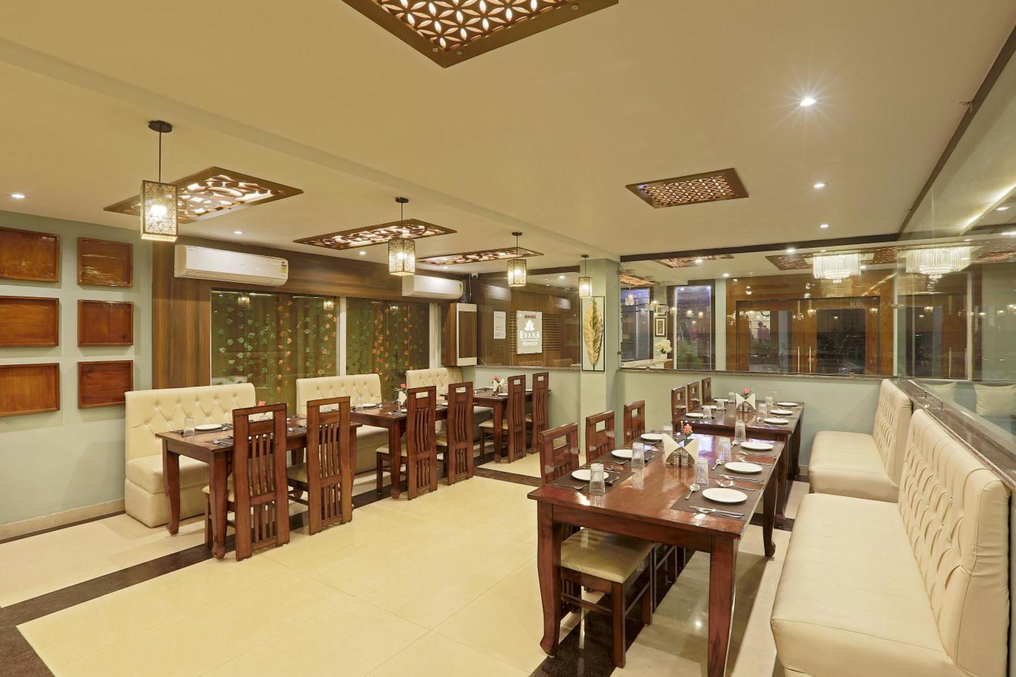 Hotel Prithvi-Raj Near Delhi Airport ニューデリー エクステリア 写真