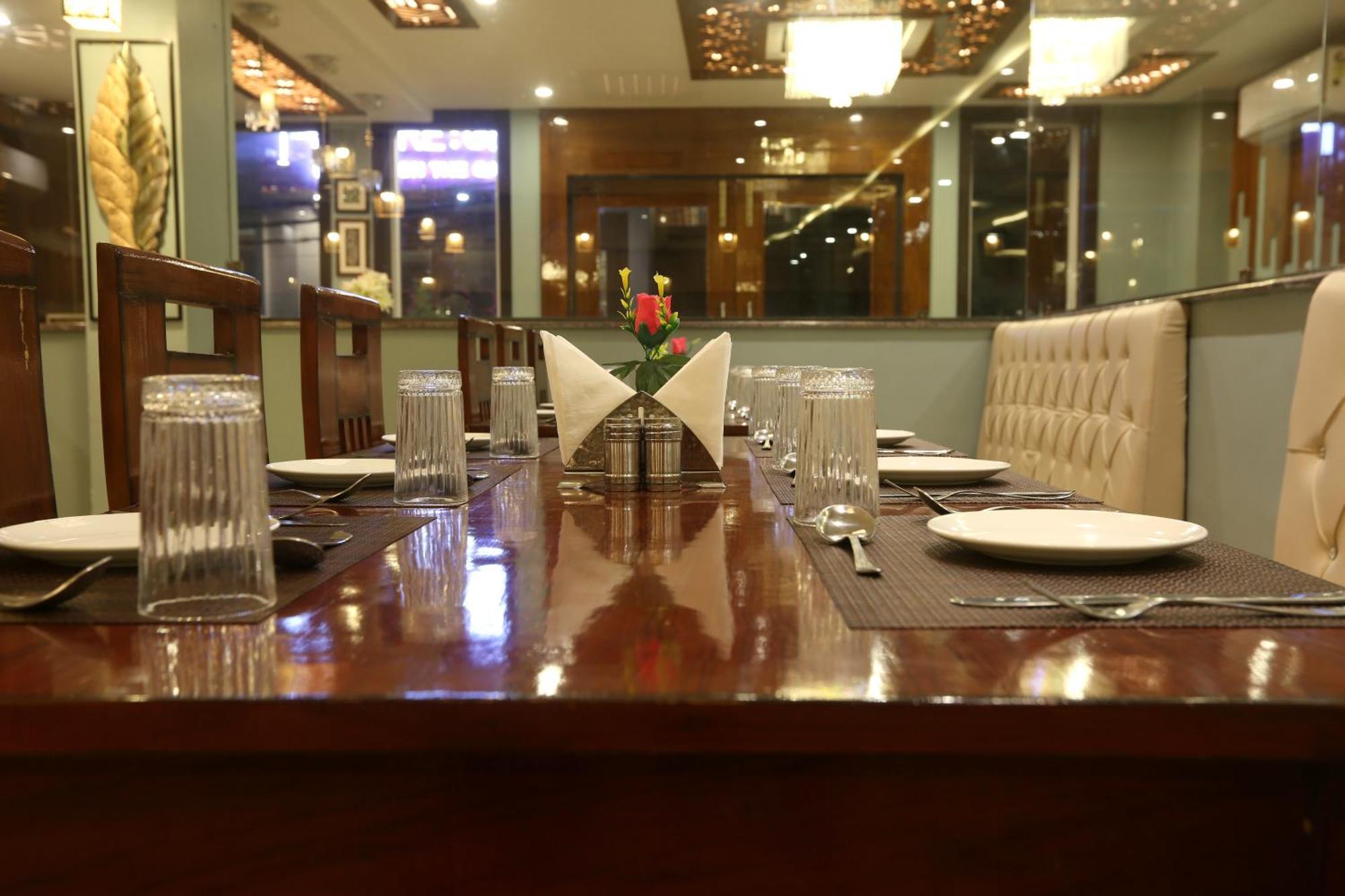 Hotel Prithvi-Raj Near Delhi Airport ニューデリー エクステリア 写真